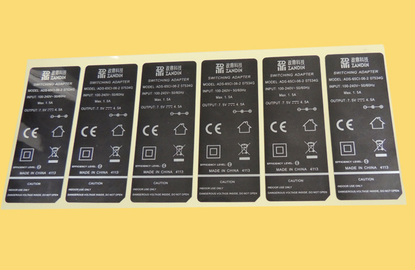 紫外激光打標(biāo)機(jī)在開(kāi)關(guān)面板上打標(biāo)的應(yīng)用分析